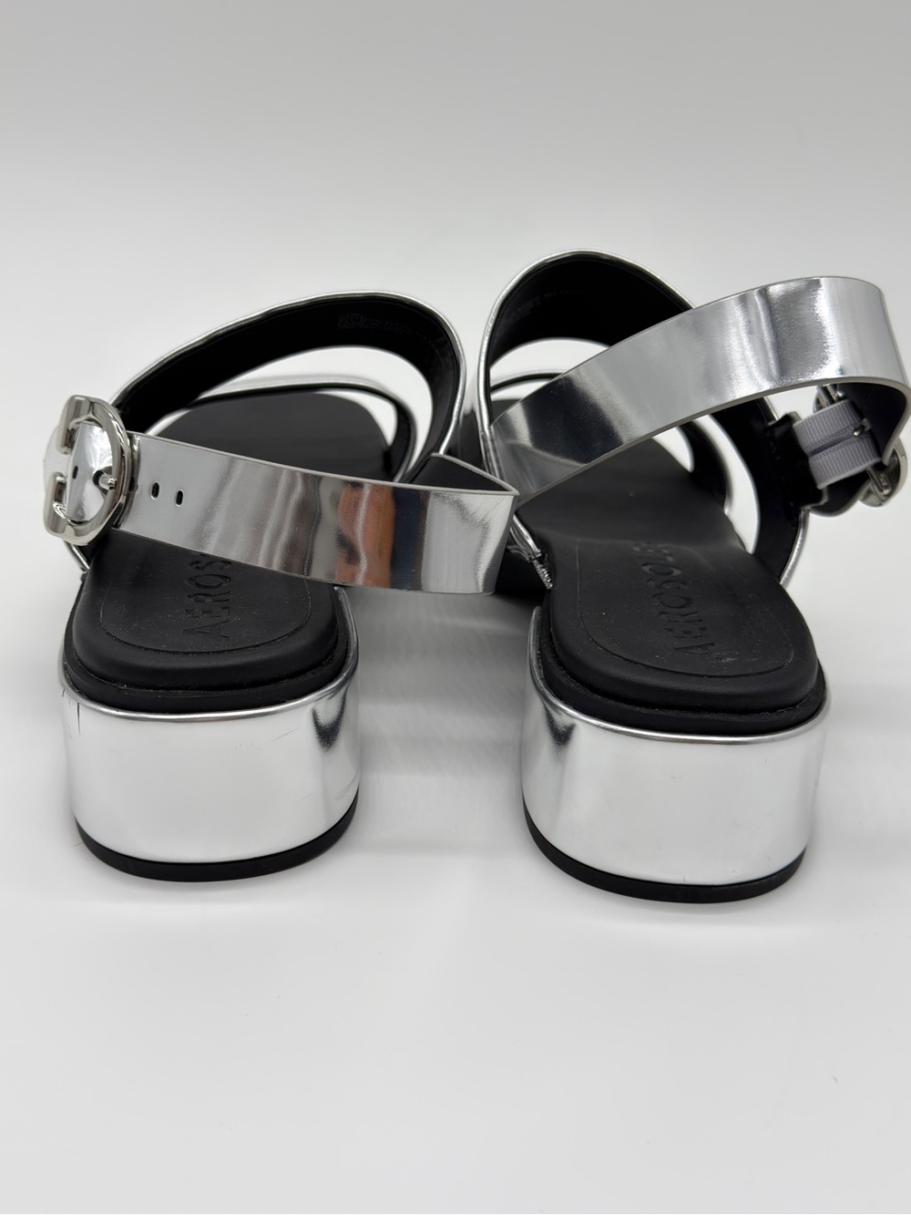 Aerosoles Silver Metallic Strap Women's Sandals 11 WIDE - Picture 5 of 11